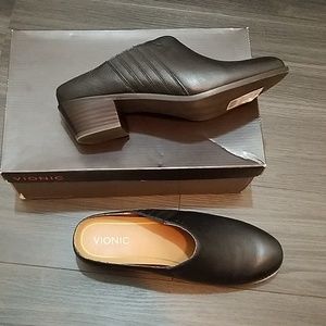 vionic nellie mule black